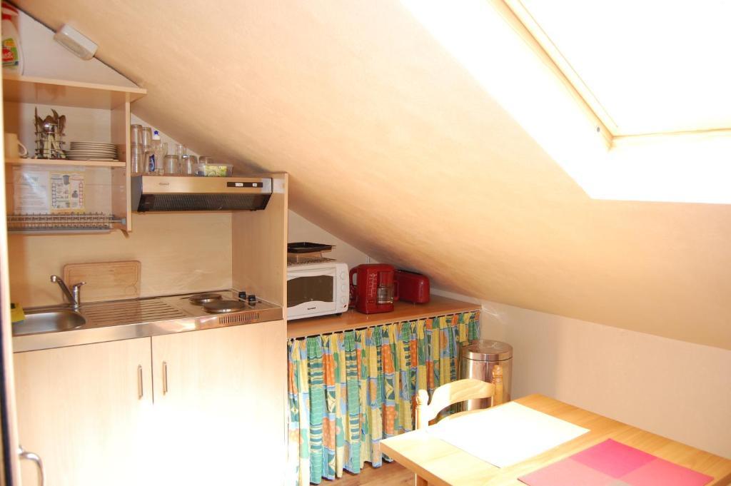 Auberge Du Bord Des Eaux - Demi-Pension Assuree Sur Reservation Сент-Аман-лез-О Номер фото