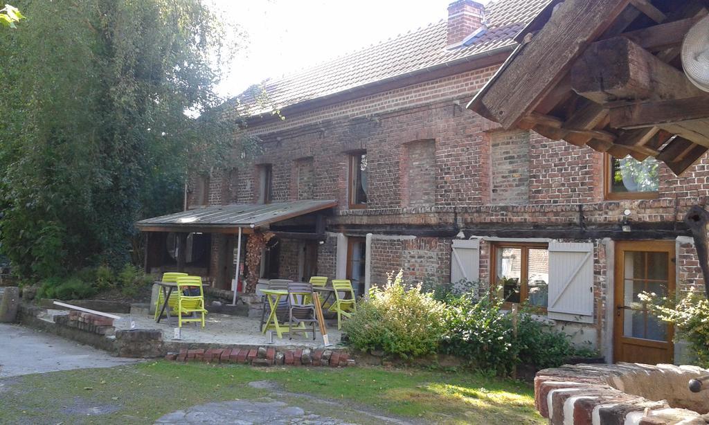 Auberge Du Bord Des Eaux - Demi-Pension Assuree Sur Reservation Сент-Аман-лез-О Екстер'єр фото
